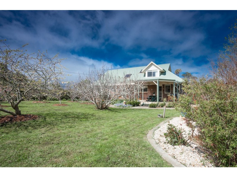 1 Aurora Close, Gisborne VIC 3437