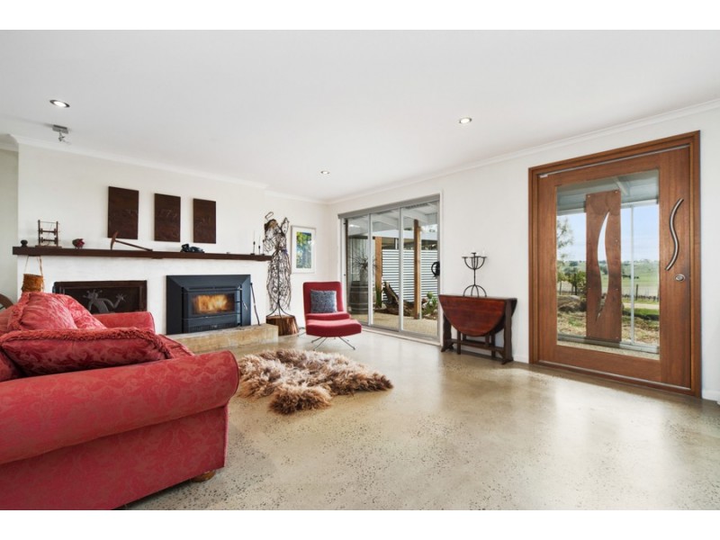 80 Scrubby Camp Road, Baynton East VIC 3444