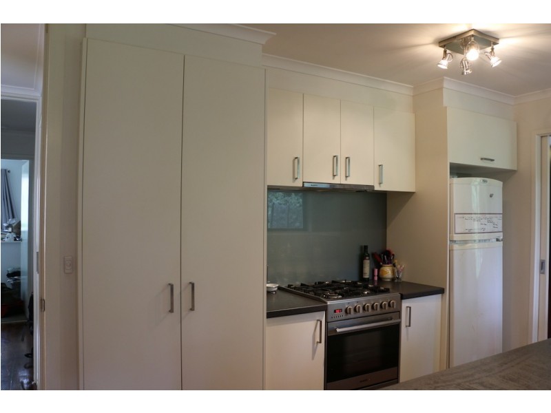 9 Noonan Grove, Woodend VIC 3442