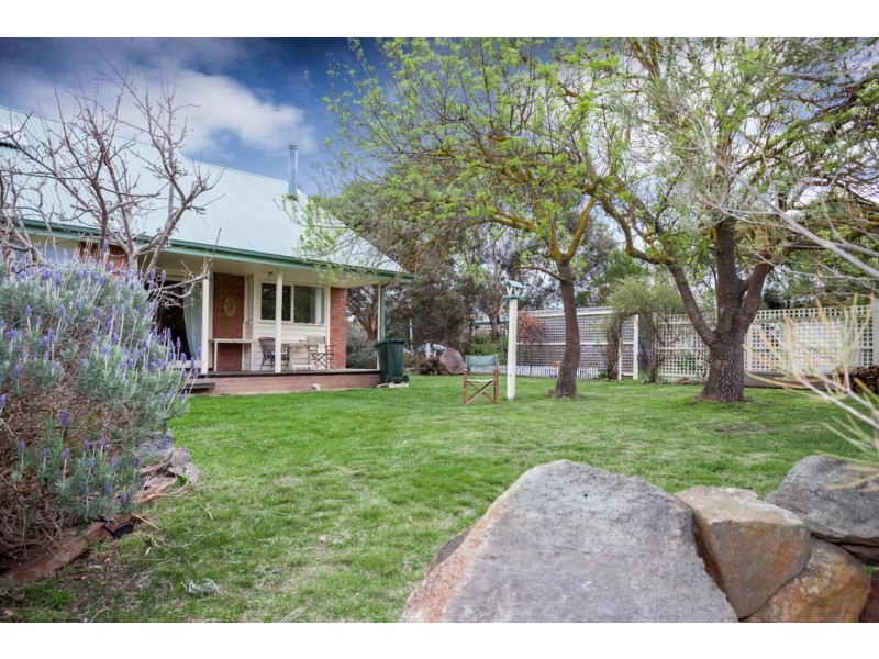 40 Melvins Road, Riddells Creek VIC 3431