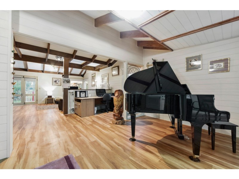 191 Willowbank Road, Gisborne VIC 3437