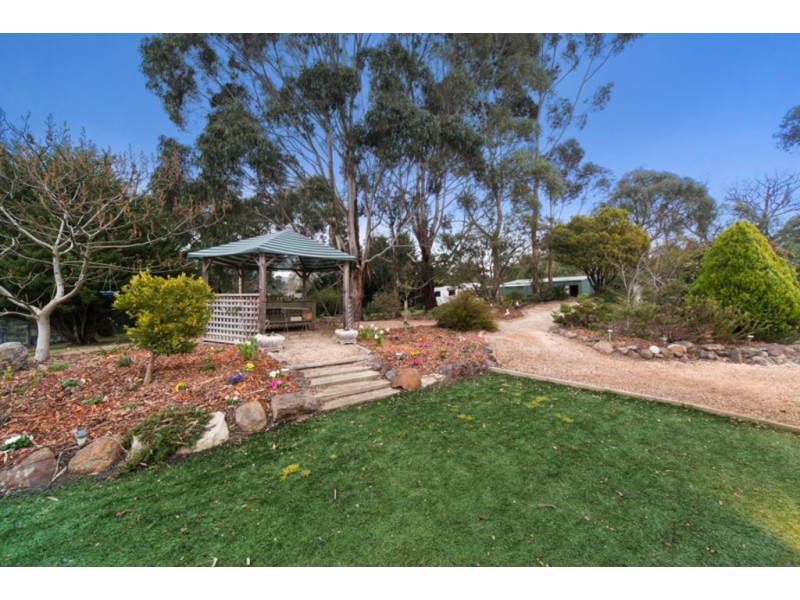 191 Willowbank Road, Gisborne VIC 3437