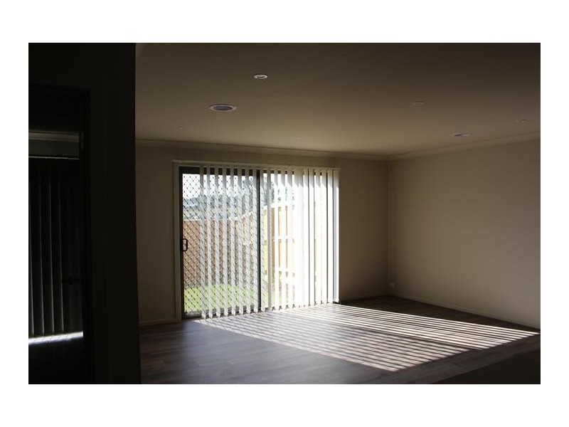 13 Salerno Crescent, Doreen VIC 3754