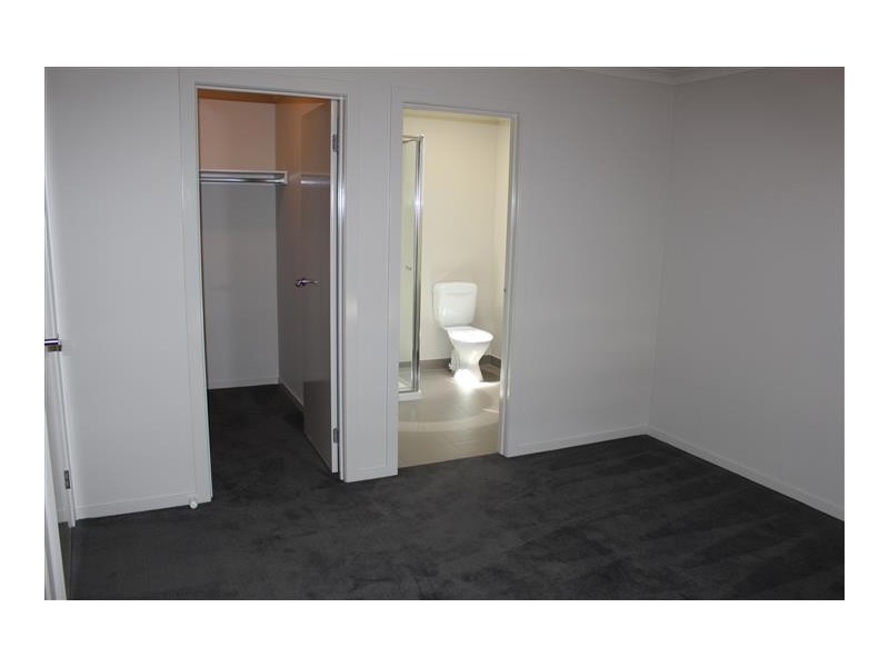 13 Salerno Crescent, Doreen VIC 3754