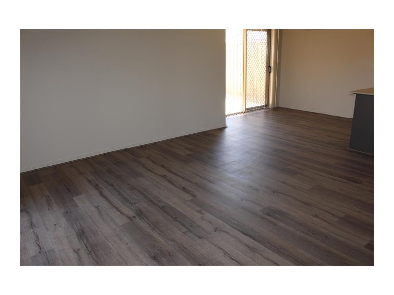 13 Salerno Crescent, Doreen VIC 3754