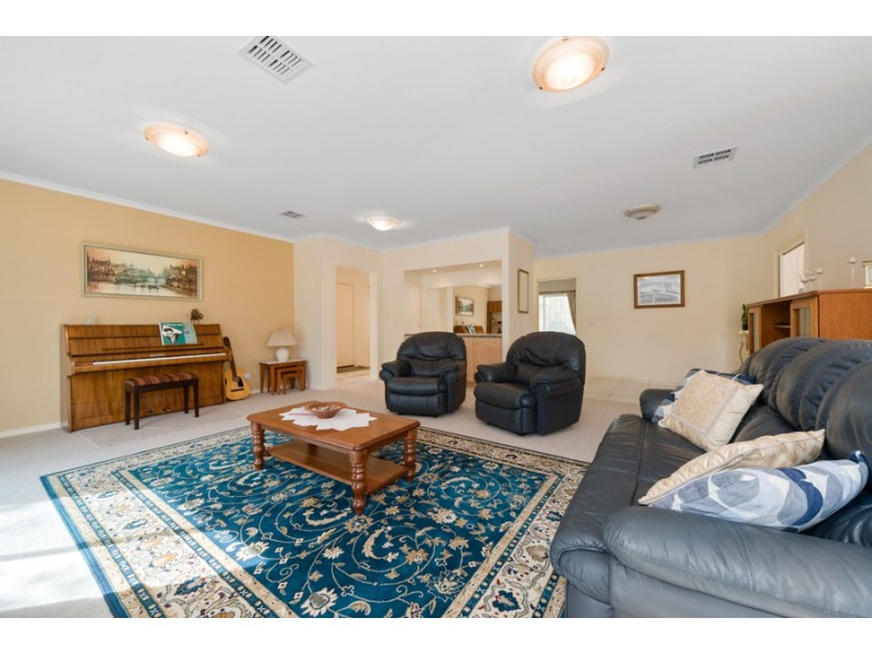 11 Sexton Street, Riddells Creek VIC 3431