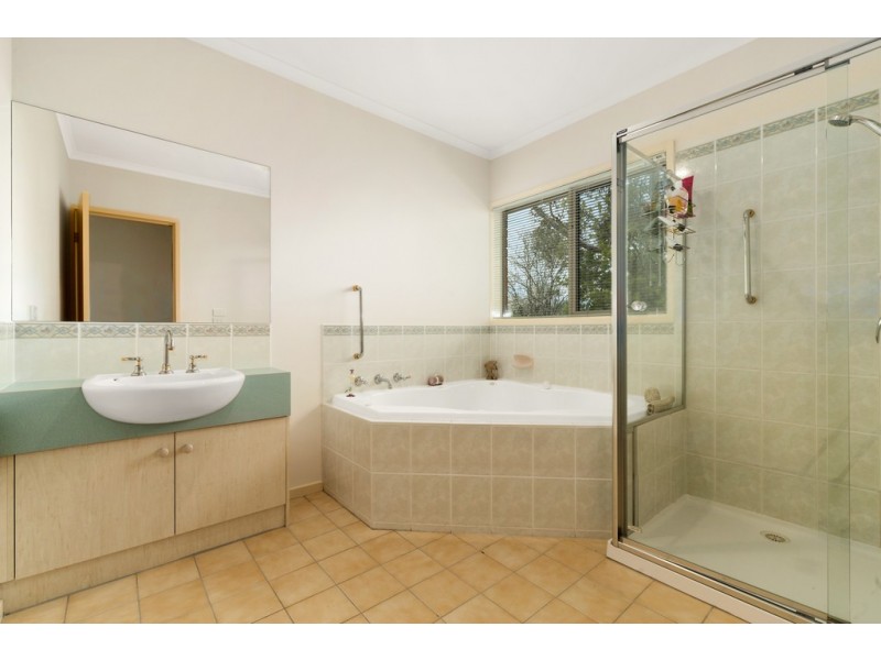 11 Sexton Street, Riddells Creek VIC 3431