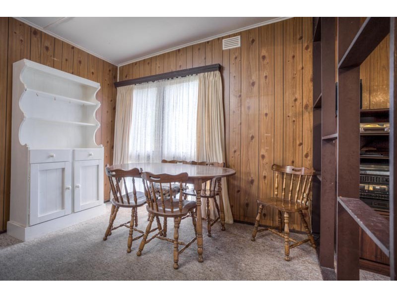 8 Thom Street, New Gisborne VIC 3438