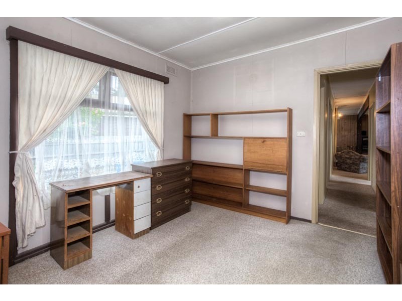 8 Thom Street, New Gisborne VIC 3438