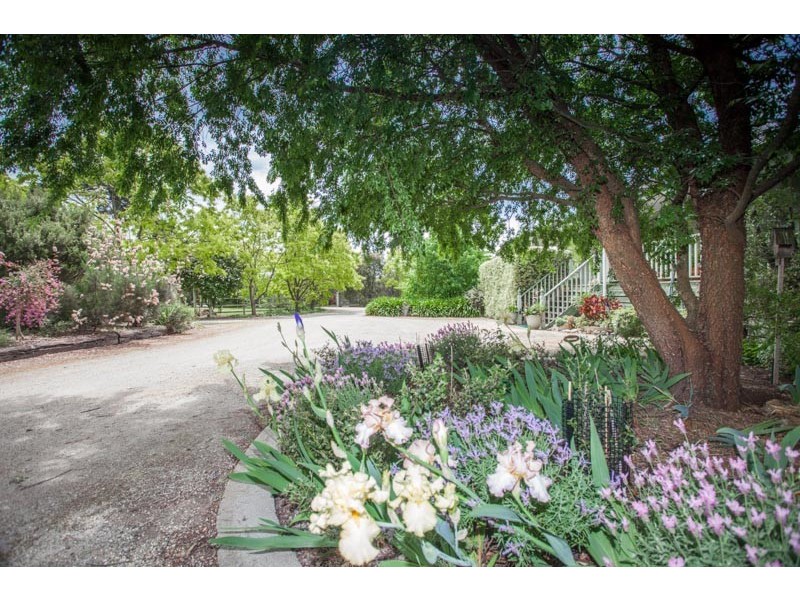 44 Melbourne Road, Gisborne VIC 3437