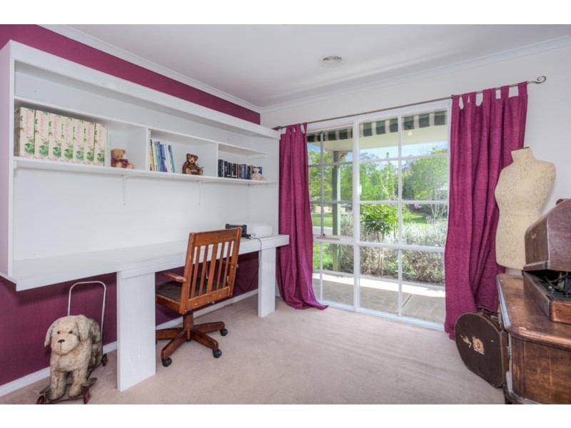 6 Chessy Park Drive, New Gisborne VIC 3438