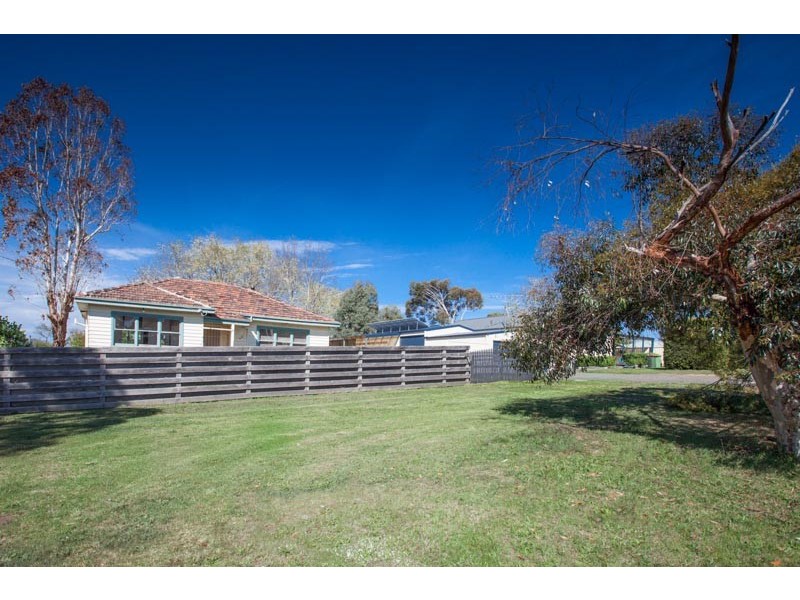 18 Clowes Street, Tylden VIC 3444