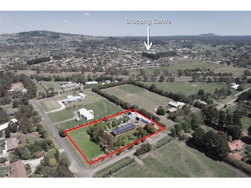 7 Morrow Road East, New Gisborne VIC 3438