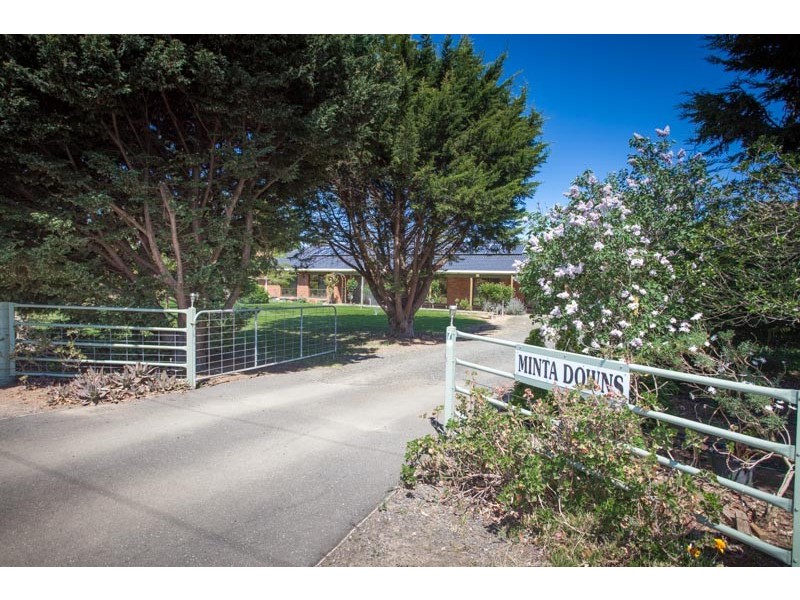 7 Morrow Road East, New Gisborne VIC 3438