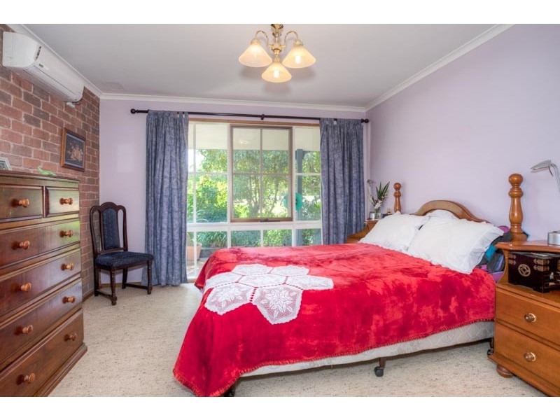 40 Macedon Close, New Gisborne VIC 3438