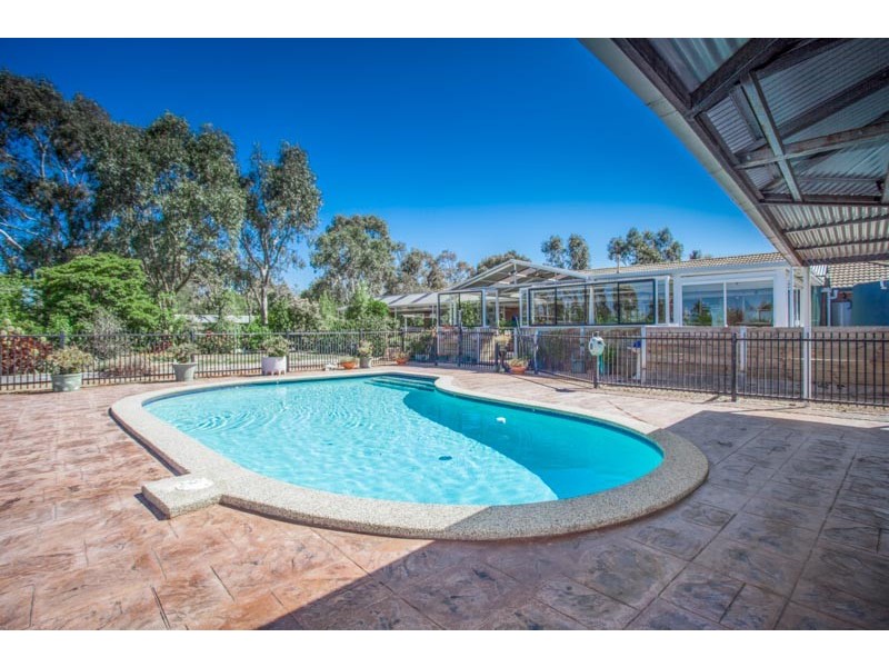 40 Macedon Close, New Gisborne VIC 3438