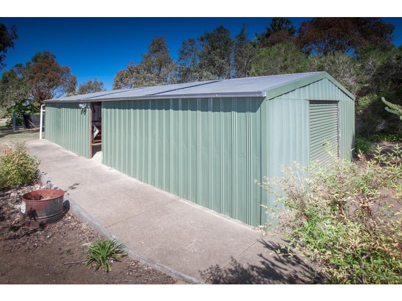 40 Macedon Close, New Gisborne VIC 3438