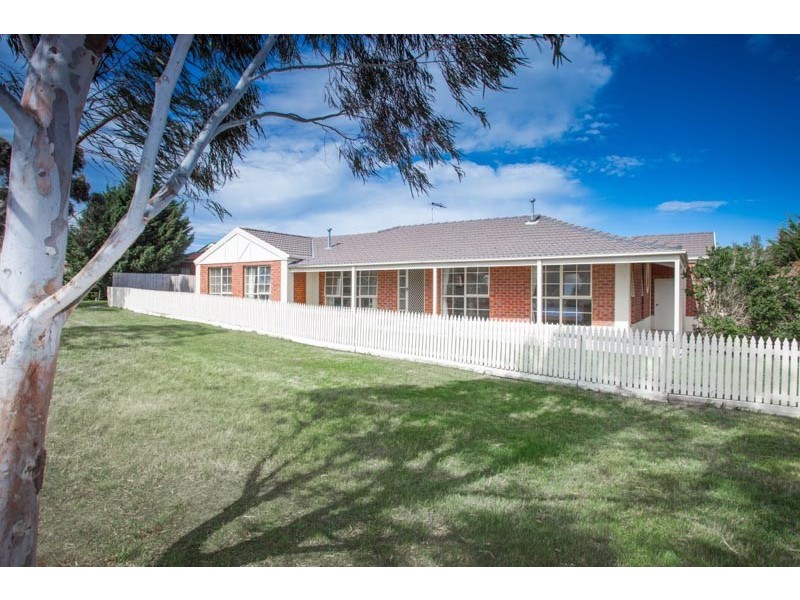 23 Hilltop Way, Gisborne VIC 3437