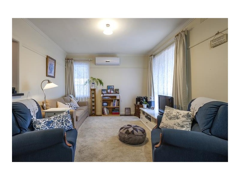 25 Palmer Place, Kyneton VIC 3444