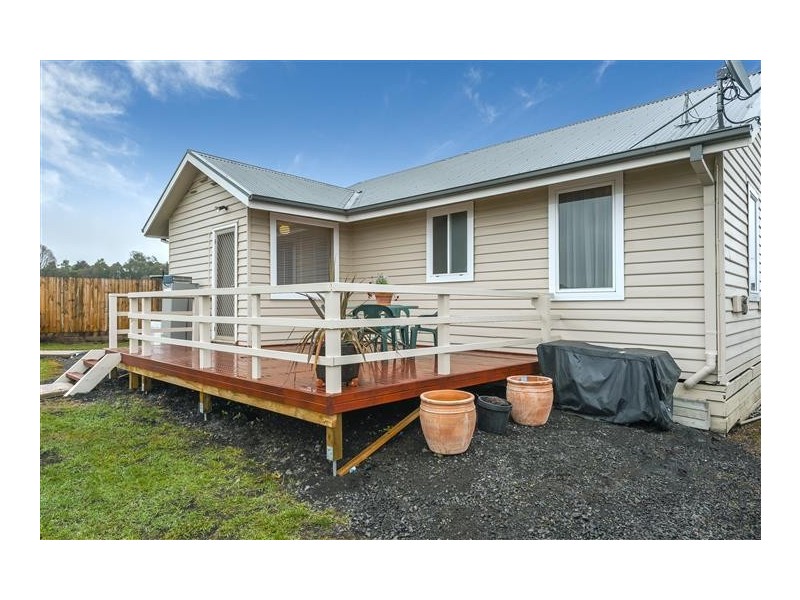 25 Palmer Place, Kyneton VIC 3444