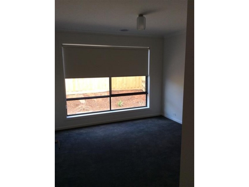 1 Blake Place, Brookfield VIC 3338