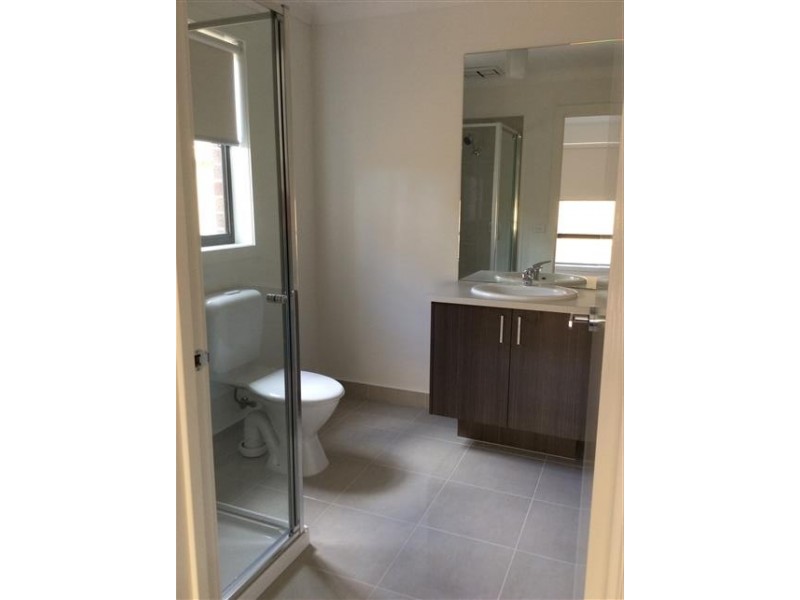 1 Blake Place, Brookfield VIC 3338