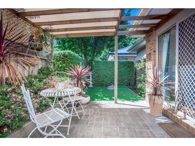 3 / 15-17 Rodney Street, Gisborne VIC 3437