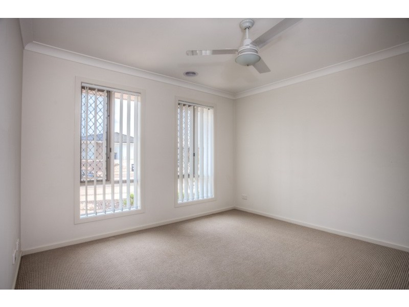 152 James Melrose Drive, Brookfield VIC 3338