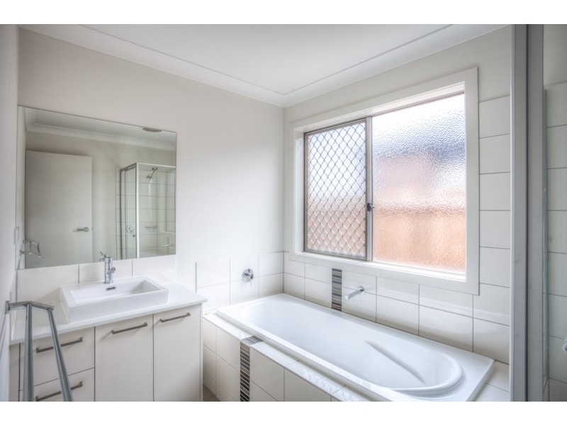 152 James Melrose Drive, Brookfield VIC 3338