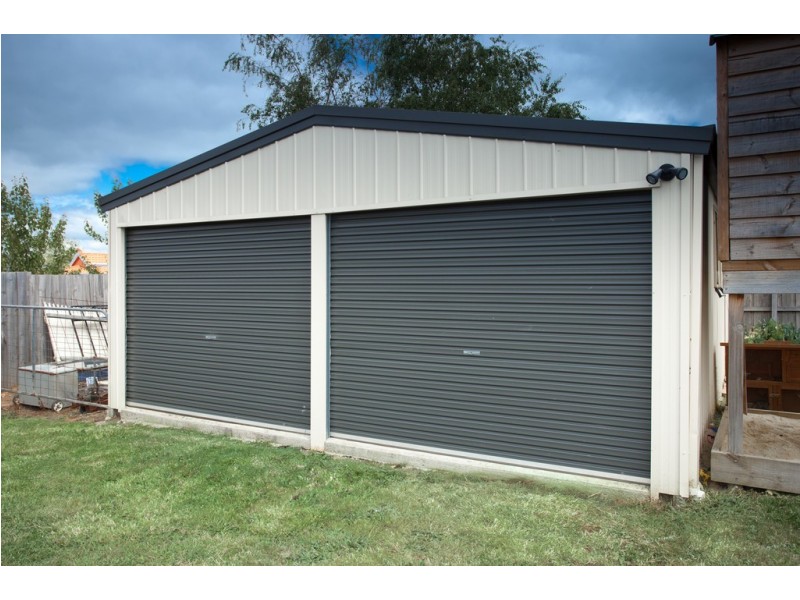 5 Hyperno Court, New Gisborne VIC 3438