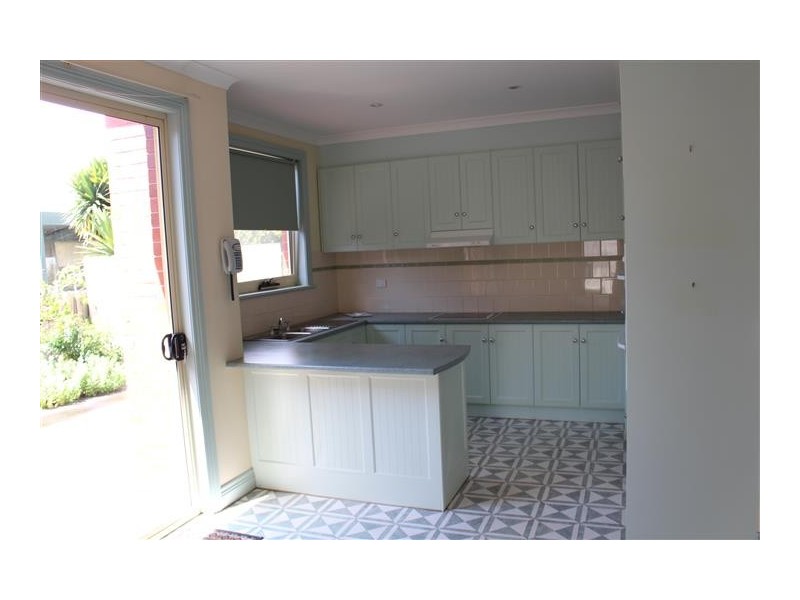 1/49 Brantome Street, Gisborne VIC 3437