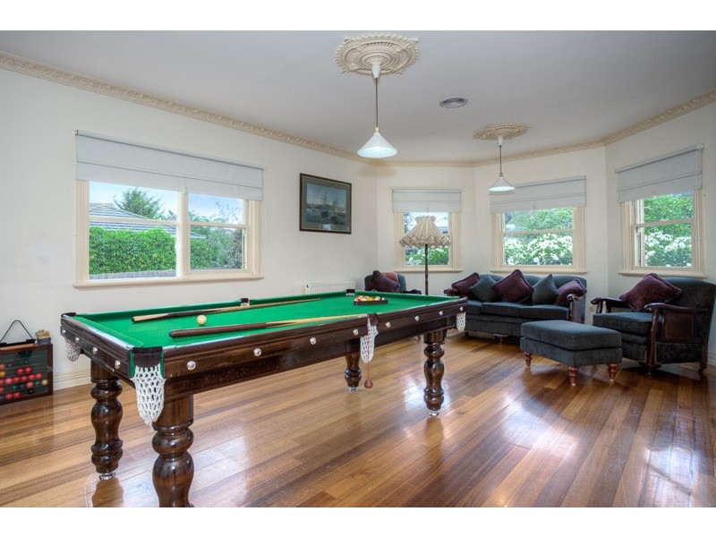 4 Olivia Court, Gisborne VIC 3437