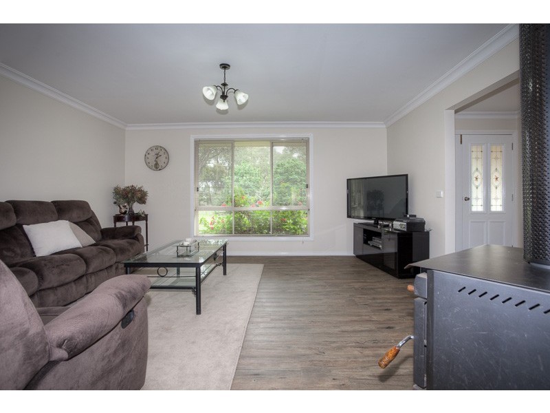 75 Outawood Rise, Gisborne VIC 3437