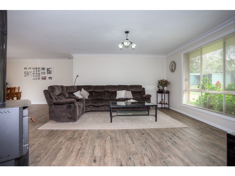 75 Outawood Rise, Gisborne VIC 3437