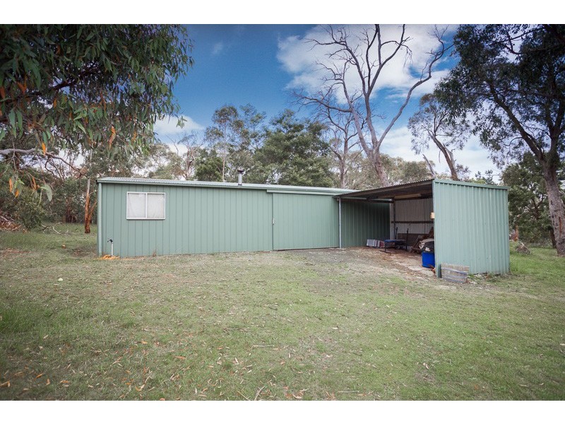 75 Outawood Rise, Gisborne VIC 3437