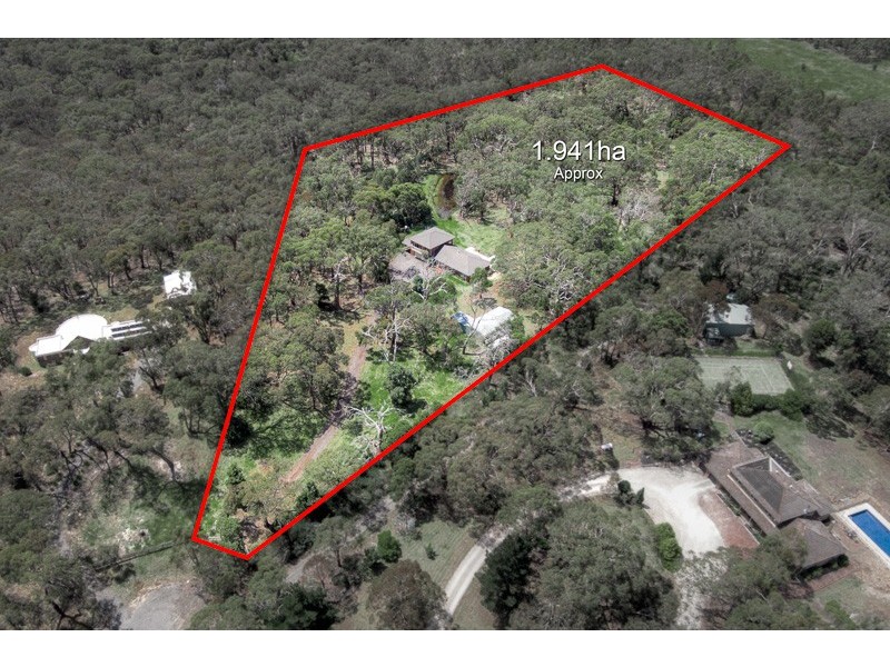 75 Outawood Rise, Gisborne VIC 3437