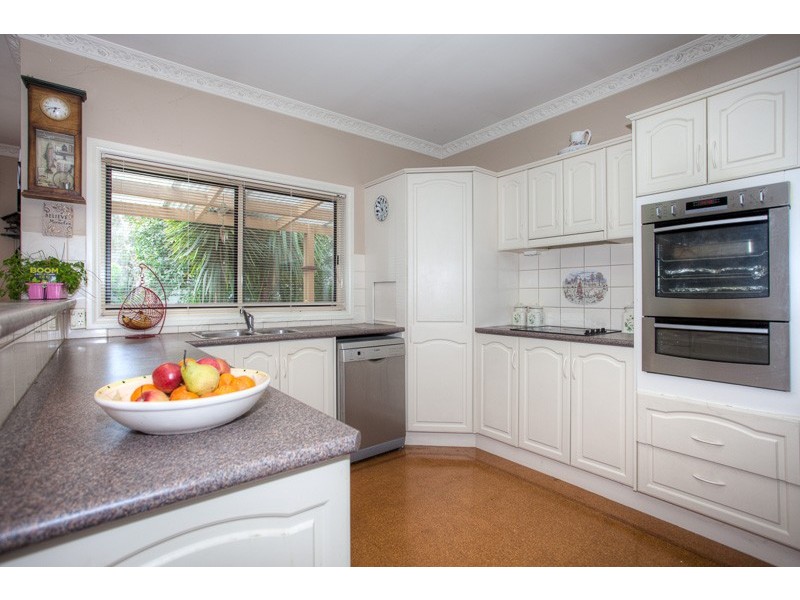 26 Lansdowne Street, Macedon VIC 3440