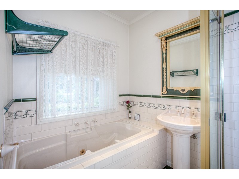 26 Lansdowne Street, Macedon VIC 3440