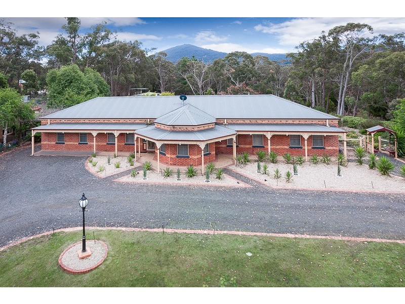 26 Lansdowne Street, Macedon VIC 3440