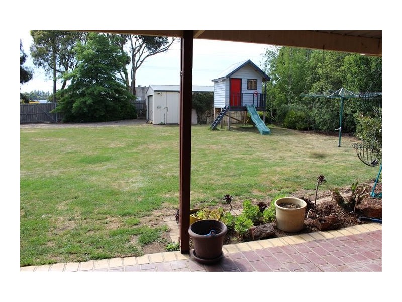 44 Dalray Crescent, New Gisborne VIC 3438