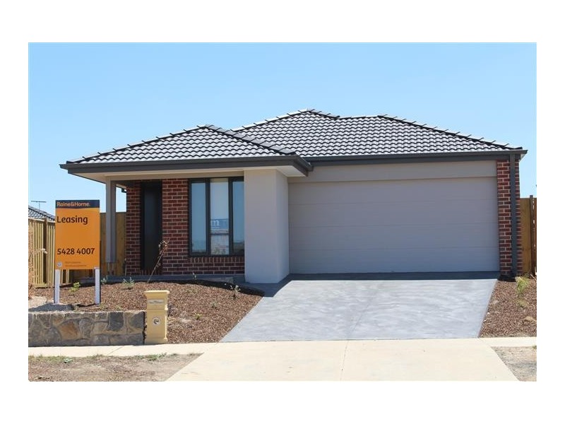 3 Salerno Crescent, Doreen VIC 3754