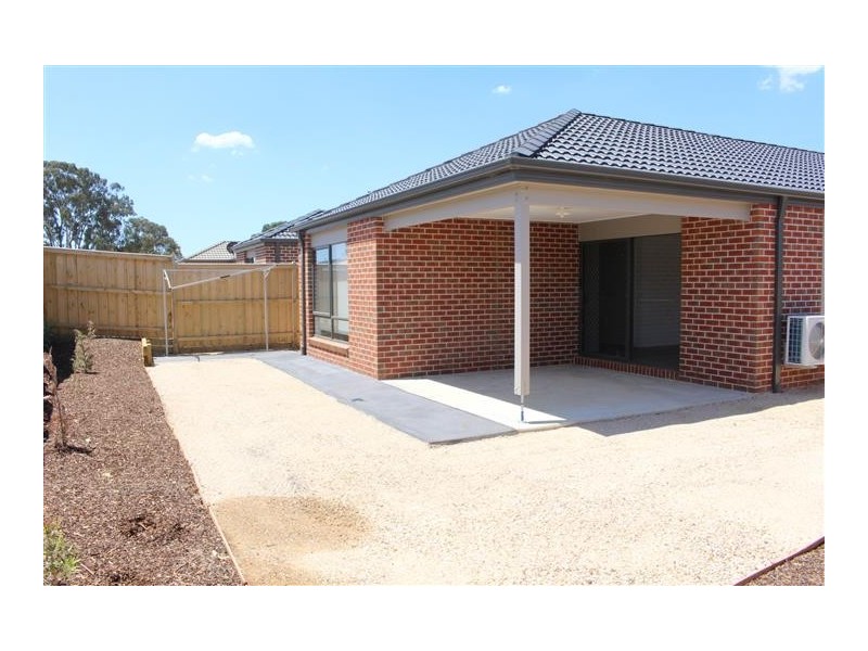 3 Salerno Crescent, Doreen VIC 3754