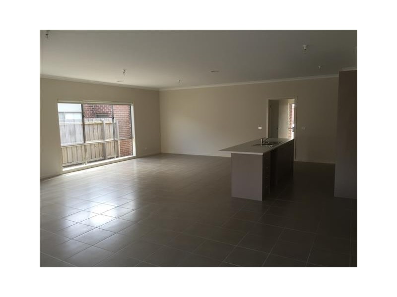 1B Tree Change Way, Woodend VIC 3442
