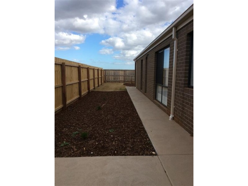 161 James Melrose Drive, Brookfield VIC 3338