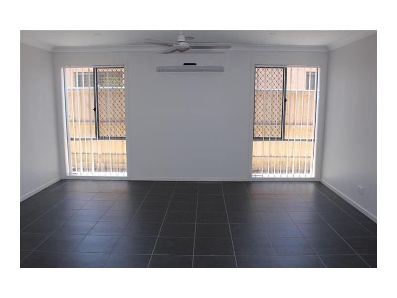 4 Holding Way, Doreen VIC 3754