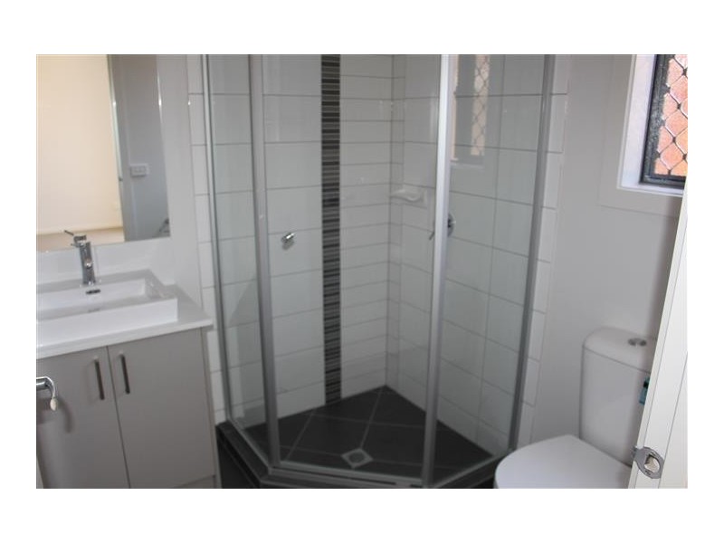 4 Holding Way, Doreen VIC 3754