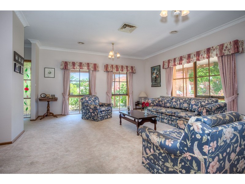 2 Mountainview Way, Gisborne VIC 3437