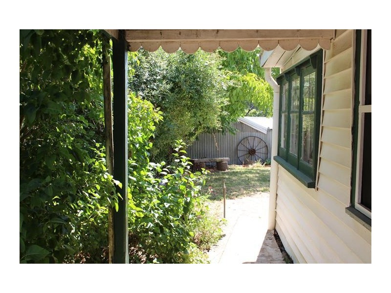 1080 Woodend/ Romsey Road, Hesket VIC 3442