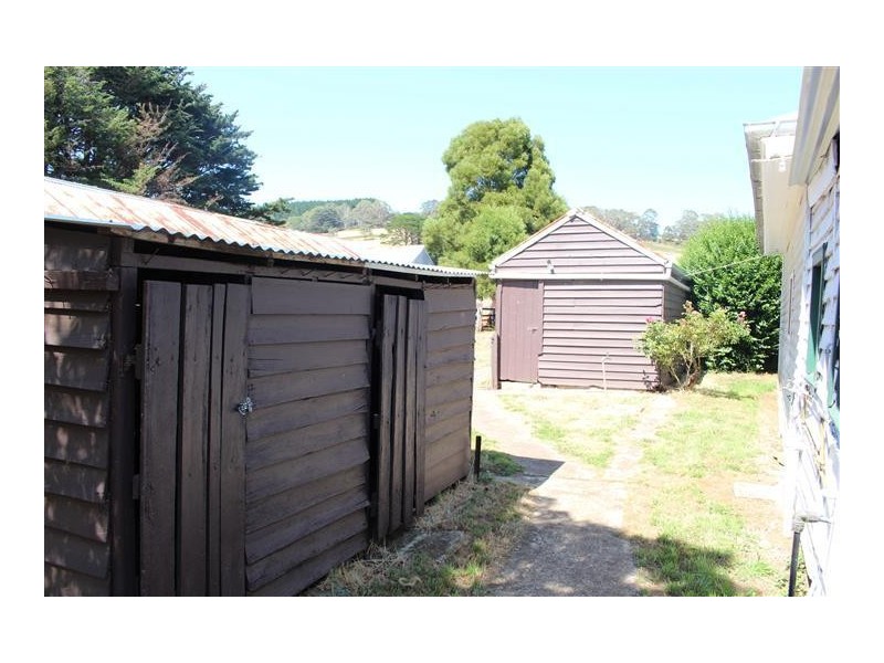 1080 Woodend/ Romsey Road, Hesket VIC 3442