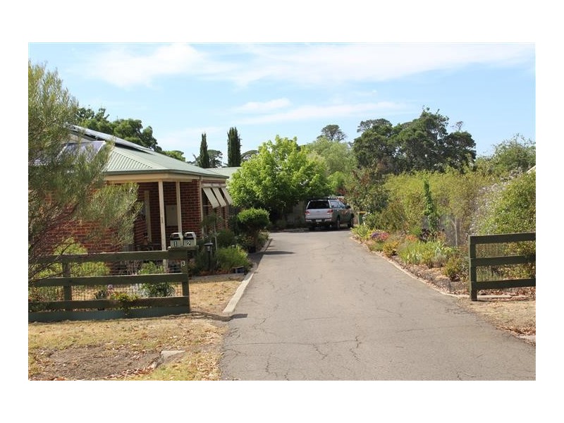 2/3 Mahoneys Road, Riddells Creek VIC 3431